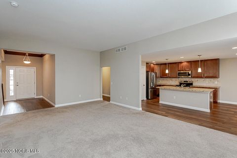 Tiny photo for 6864 Southpine Court, Maumee, OH 43537 (MLS # 10002447)