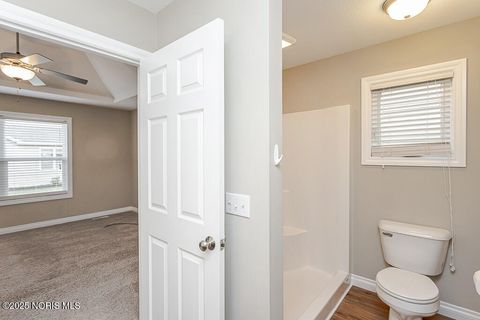 Tiny photo for 6864 Southpine Court, Maumee, OH 43537 (MLS # 10002447)