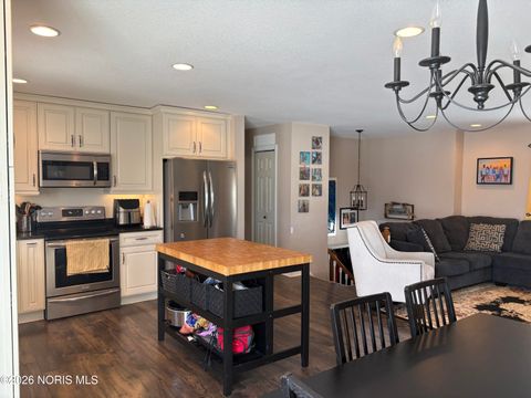 Tiny photo for 541 Mallard Road, Perrysburg, OH 43551 (MLS # 10003991)