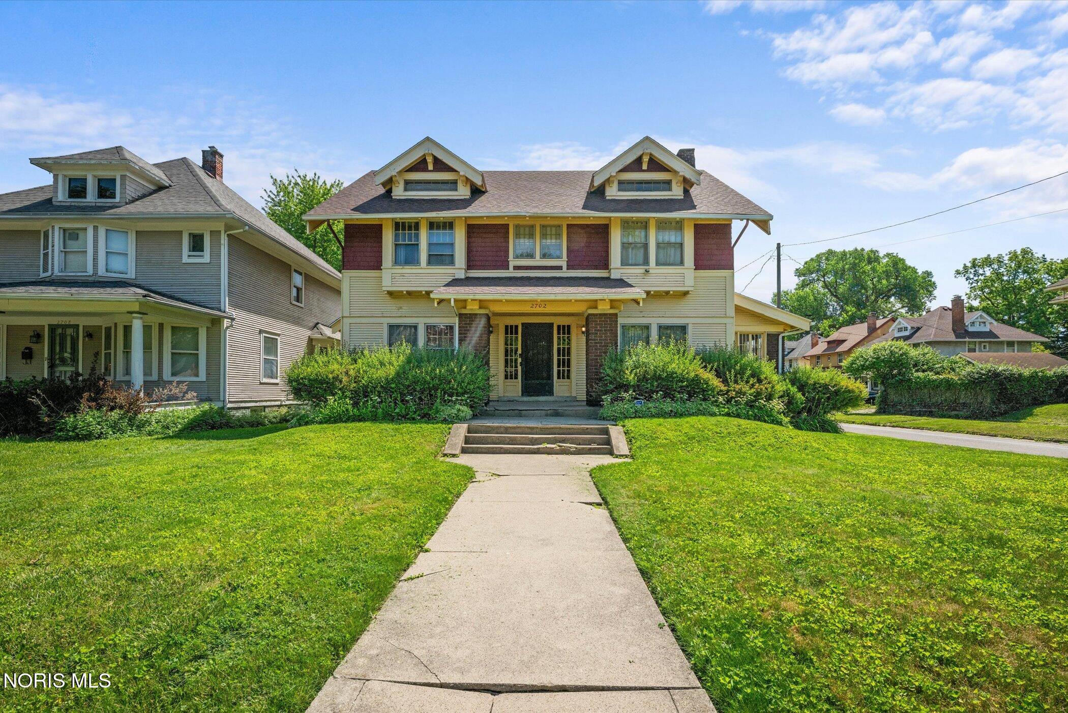 2702 Scottwood Avenue