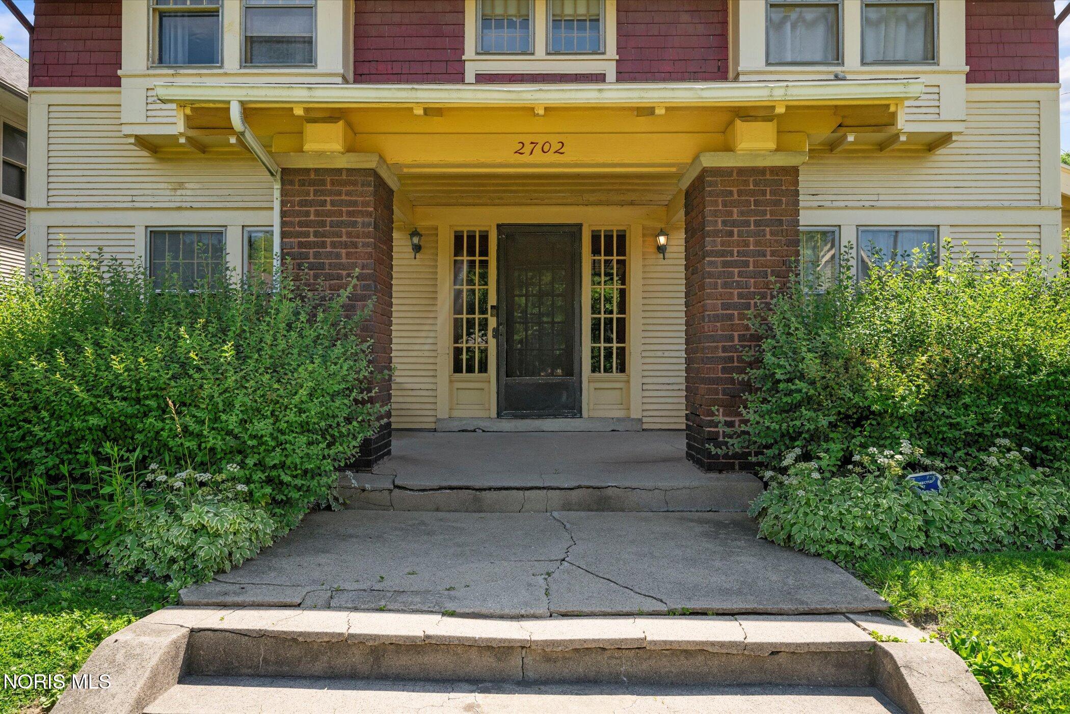 2702 Scottwood Avenue