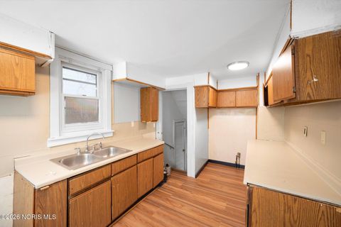 Tiny photo for 1023 Shadowlawn Drive, Toledo, OH 43609 (MLS # 10003931)