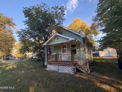 Tiny photo for 4360 W Alexis Road, Toledo, OH 43623 (MLS # 10014351)