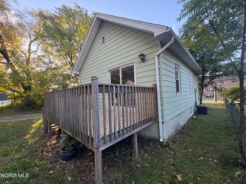 Tiny photo for 4360 W Alexis Road, Toledo, OH 43623 (MLS # 10014351)