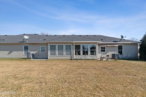 Tiny photo for 1613 E Brooklynn Park, Toledo, OH 43615 (MLS # 10005549)