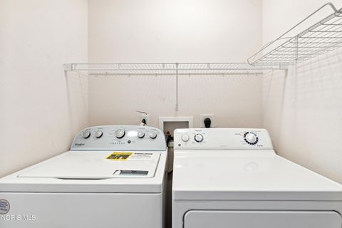 Tiny photo for 1613 E Brooklynn Park, Toledo, OH 43615 (MLS # 10005549)