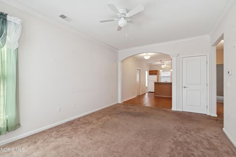 Tiny photo for 1613 E Brooklynn Park, Toledo, OH 43615 (MLS # 10005549)