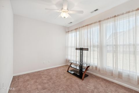 Tiny photo for 1613 E Brooklynn Park, Toledo, OH 43615 (MLS # 10005549)