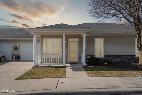 Photo of 1613 E Brooklynn Park, Toledo, OH 43615 (MLS # 10005549)