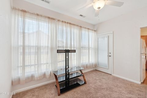 Tiny photo for 1613 E Brooklynn Park, Toledo, OH 43615 (MLS # 10005549)