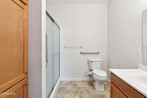 Tiny photo for 1613 E Brooklynn Park, Toledo, OH 43615 (MLS # 10005549)