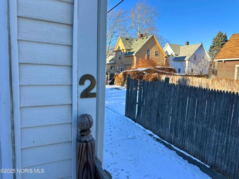 Tiny photo for 2 Riverside Court, Toledo, OH 43611 (MLS # 10002262)