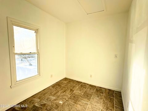 Tiny photo for 2 Riverside Court, Toledo, OH 43611 (MLS # 10002262)