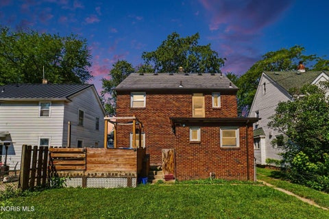 Tiny photo for 3940 Maxwell Road, Toledo, OH 43613 (MLS # 10011576)