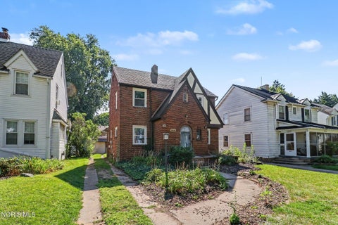 Tiny photo for 3940 Maxwell Road, Toledo, OH 43613 (MLS # 10011576)