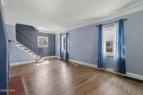 Tiny photo for 3940 Maxwell Road, Toledo, OH 43613 (MLS # 10011576)