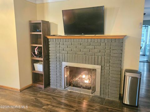 Tiny photo for 227 E Broadway Street, North Baltimore, OH 45872 (MLS # 10000376)