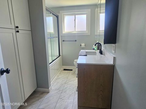 Tiny photo for 227 E Broadway Street, North Baltimore, OH 45872 (MLS # 10000376)