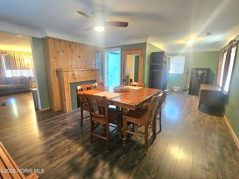 Tiny photo for 227 E Broadway Street, North Baltimore, OH 45872 (MLS # 10000376)