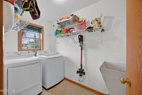 Tiny photo for 7508 Epaulet Lane, Maumee, OH 43537 (MLS # 10005080)