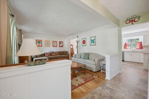 Tiny photo for 1715 Glen Valley Drive, Toledo, OH 43614 (MLS # 10006040)