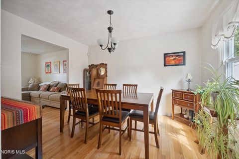 Tiny photo for 1715 Glen Valley Drive, Toledo, OH 43614 (MLS # 10006040)