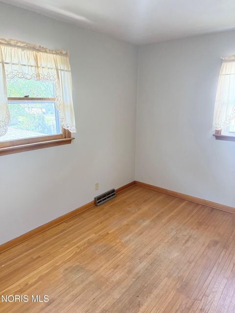 Tiny photo for 627 W Foulke Avenue, Findlay, OH 45840 (MLS # 10006819)