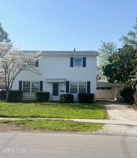 Photo of 627 W Foulke Avenue, Findlay, OH 45840 (MLS # 10006819)