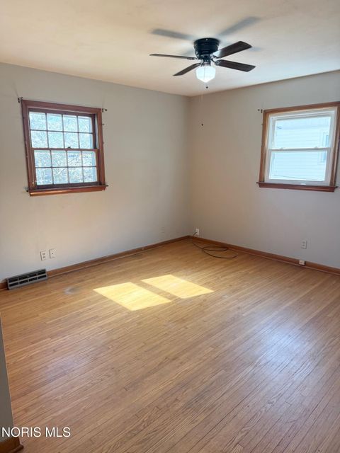 Tiny photo for 627 W Foulke Avenue, Findlay, OH 45840 (MLS # 10006819)