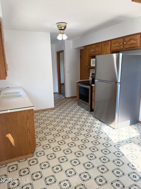 Tiny photo for 627 W Foulke Avenue, Findlay, OH 45840 (MLS # 10006819)