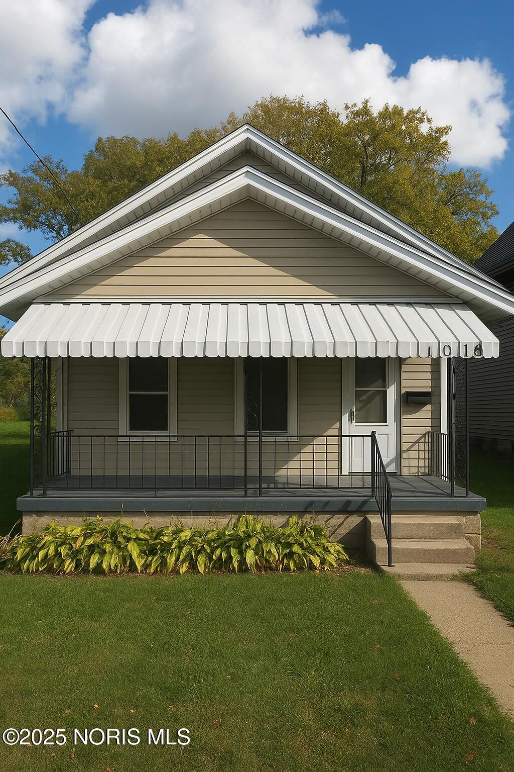 Photo for 1106 Alldays Avenue, Toledo, OH 43607 (MLS # 10000452)