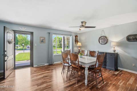 Tiny photo for 417 Chesterfield Lane, Maumee, OH 43537 (MLS # 10008710)