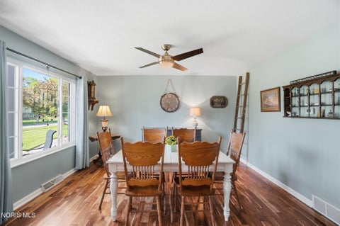 Tiny photo for 417 Chesterfield Lane, Maumee, OH 43537 (MLS # 10008710)