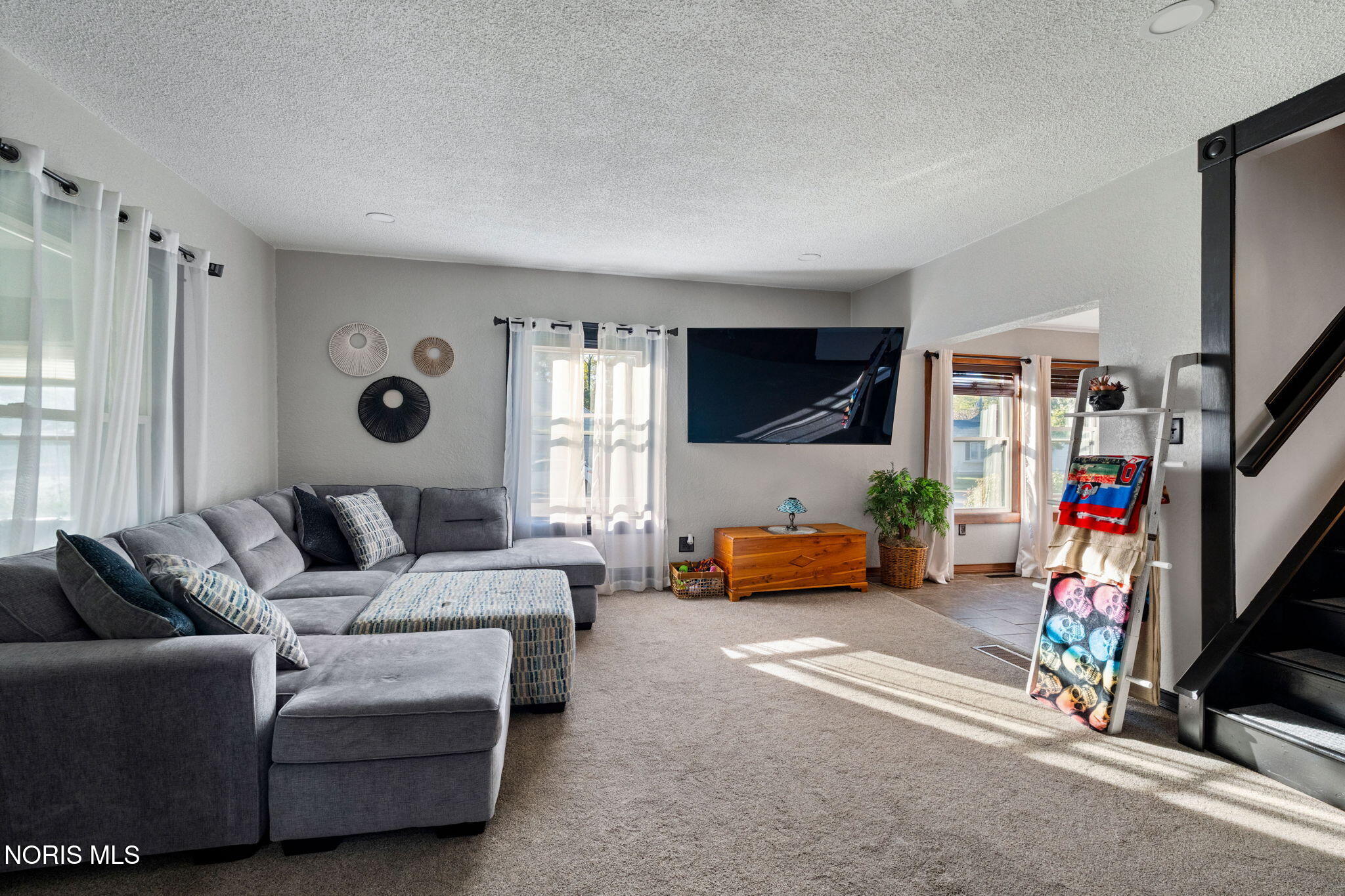 310 W 9th Street