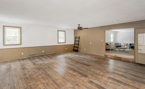 Tiny photo for 4349 S Eber Road, Monclova, OH 43542 (MLS # 10003227)