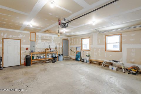 Tiny photo for 4349 S Eber Road, Monclova, OH 43542 (MLS # 10003227)