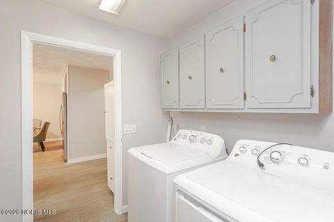 Tiny photo for 4349 S Eber Road, Monclova, OH 43542 (MLS # 10003227)