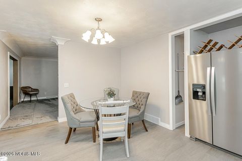 Tiny photo for 4349 S Eber Road, Monclova, OH 43542 (MLS # 10003227)