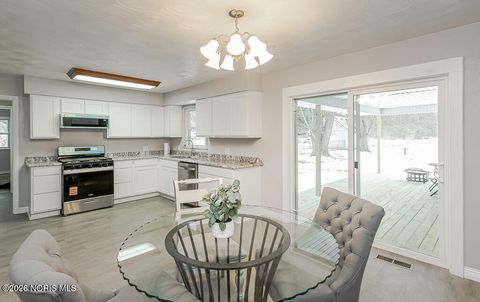 Tiny photo for 4349 S Eber Road, Monclova, OH 43542 (MLS # 10003227)