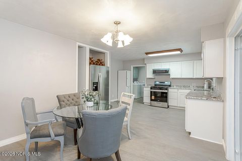 Tiny photo for 4349 S Eber Road, Monclova, OH 43542 (MLS # 10003227)