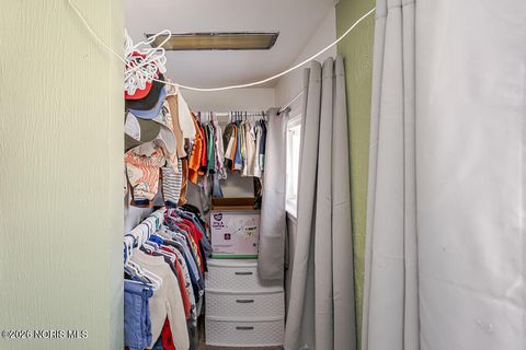 Tiny photo for 5857 Pickard Drive, Toledo, OH 43613 (MLS # 10003955)