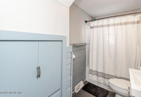 Tiny photo for 5857 Pickard Drive, Toledo, OH 43613 (MLS # 10003955)