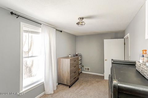 Tiny photo for 5857 Pickard Drive, Toledo, OH 43613 (MLS # 10003955)