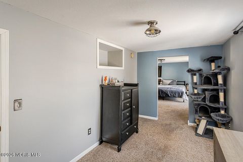 Tiny photo for 5857 Pickard Drive, Toledo, OH 43613 (MLS # 10003955)