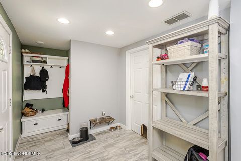 Tiny photo for 5857 Pickard Drive, Toledo, OH 43613 (MLS # 10003955)