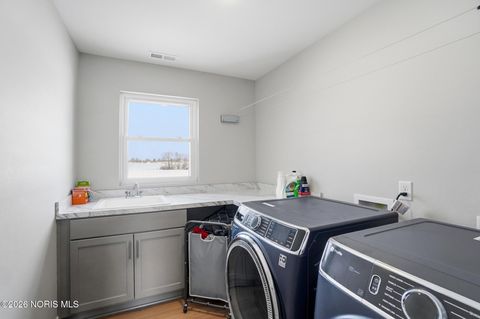 Tiny photo for 1037 Stoneleigh Road, Perrysburg, OH 43551 (MLS # 10003950)