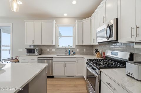 Tiny photo for 1037 Stoneleigh Road, Perrysburg, OH 43551 (MLS # 10003950)