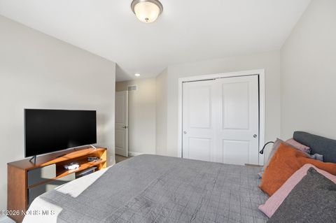 Tiny photo for 1037 Stoneleigh Road, Perrysburg, OH 43551 (MLS # 10003950)