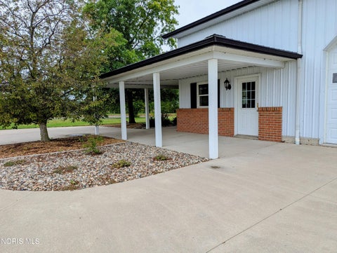 Tiny photo for 430 County Road 24, Archbold, OH 43502 (MLS # 10012092)