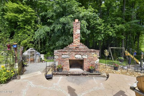 Tiny photo for 11344 Monclova Road, Monclova, OH 43542 (MLS # 10009481)